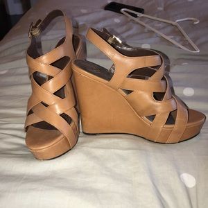 Vince Camuto wedges